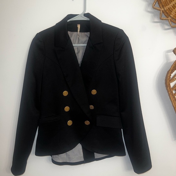 Nordstrom Blazer gold buttons - Picture 3 of 7